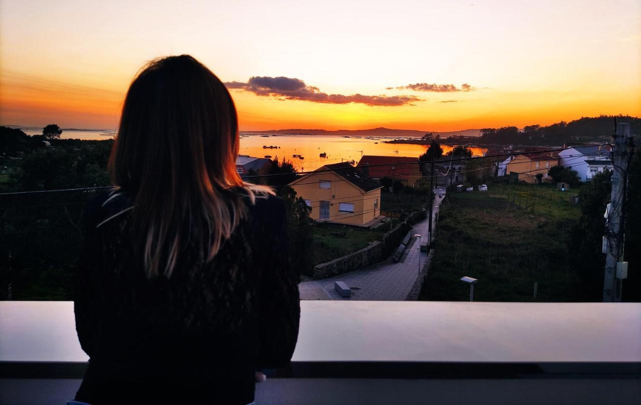 Villa CASA FEITIÑA: vistas al mar, moderna y funcional Illa de Arousa Exterior foto